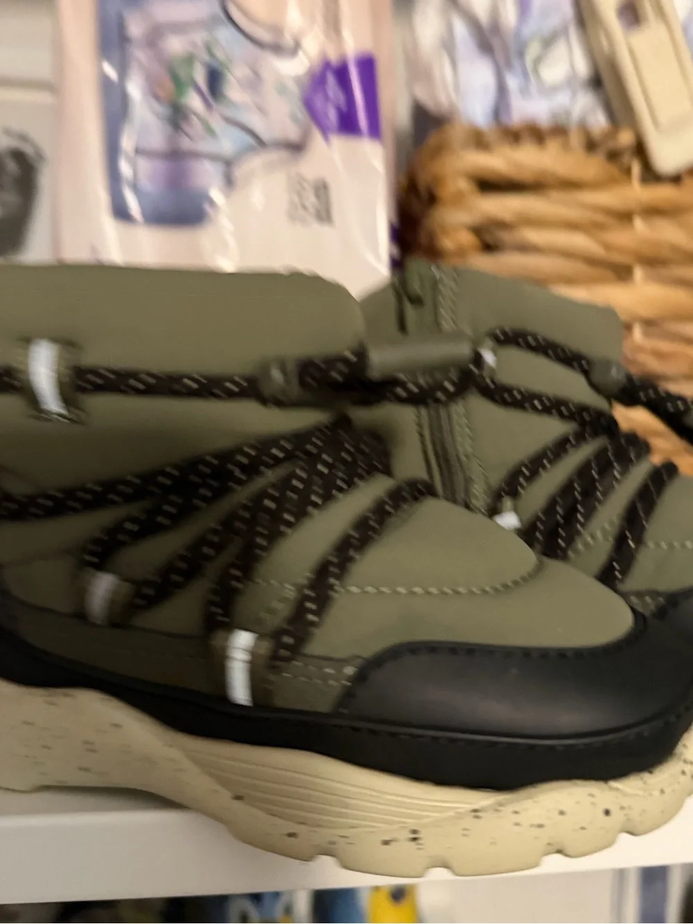 Zara Olive Green and Black Kids Lace-Up Winter Boots